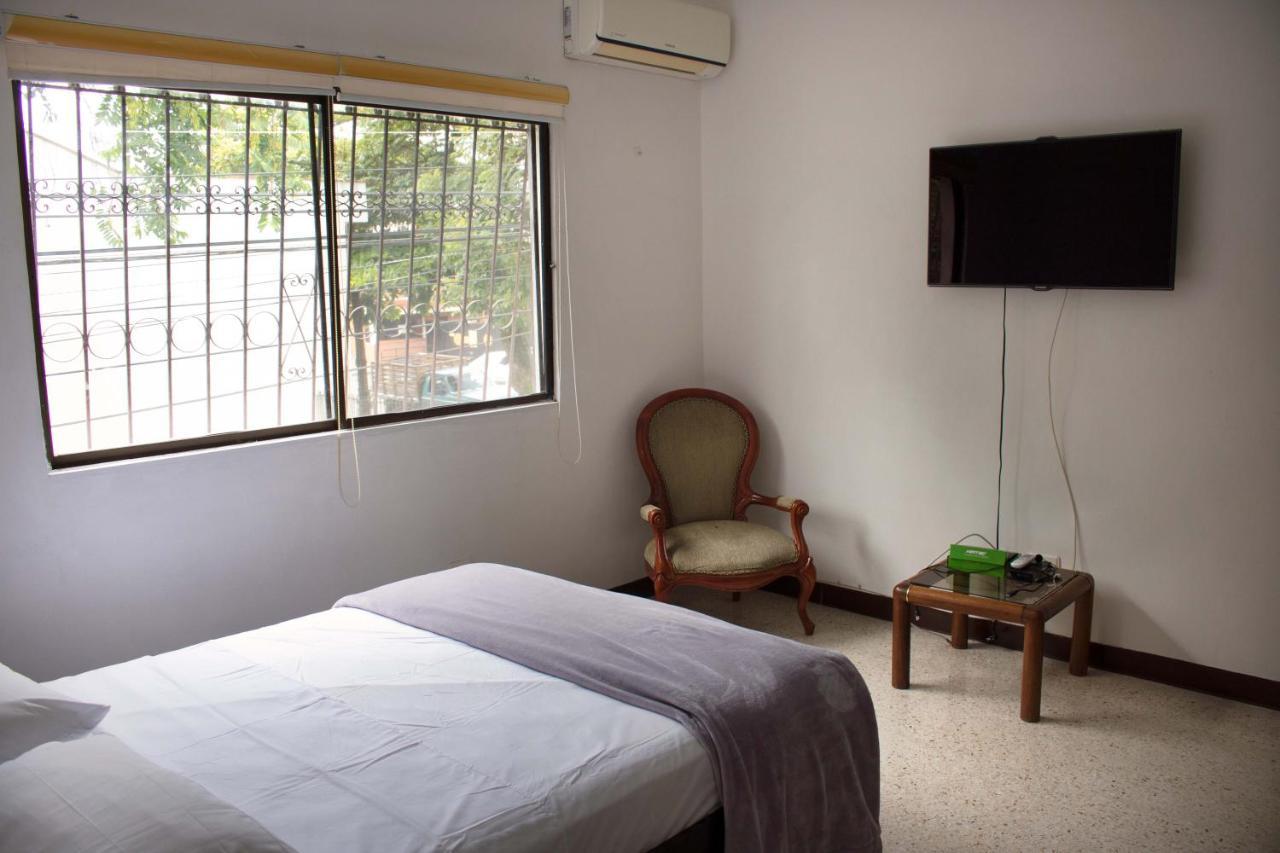 Apartamentos Limonar カリ エクステリア 写真