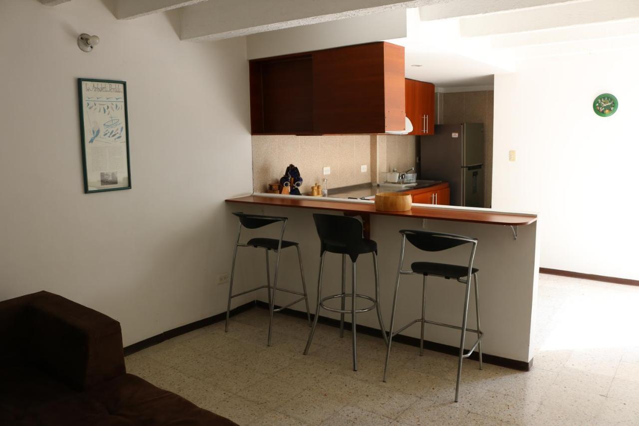 Apartamentos Limonar カリ エクステリア 写真
